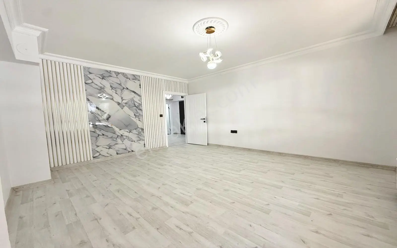 Kuşcağız'da Gazeller Cadde Dibi Ara Kat Full + Full Yapılı 3+1 — fotoğraf 7