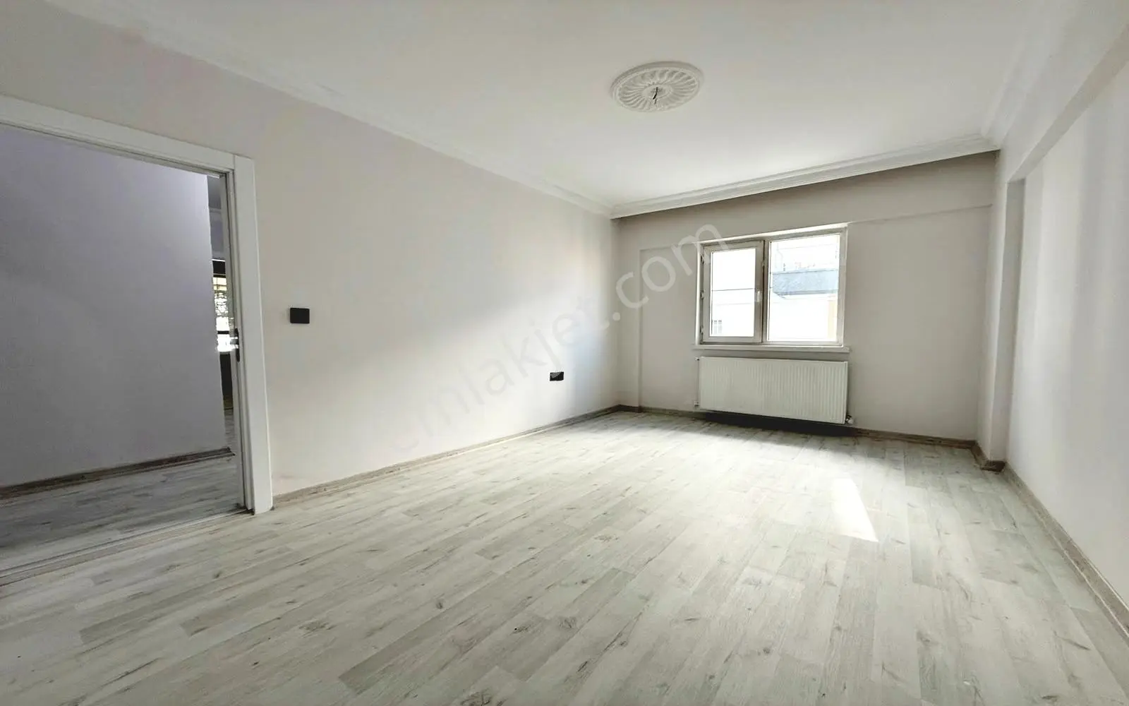 Kuşcağız'da Gazeller Cadde Dibi Ara Kat Full + Full Yapılı 3+1 — fotoğraf 13