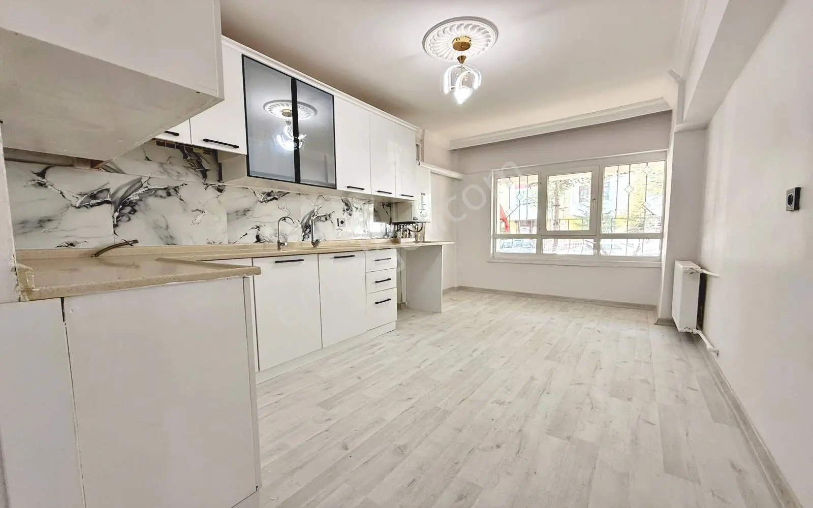 Kuşcağız'da Gazeller Cadde Dibi Ara Kat Full + Full Yapılı 3+1 — fotoğraf 28