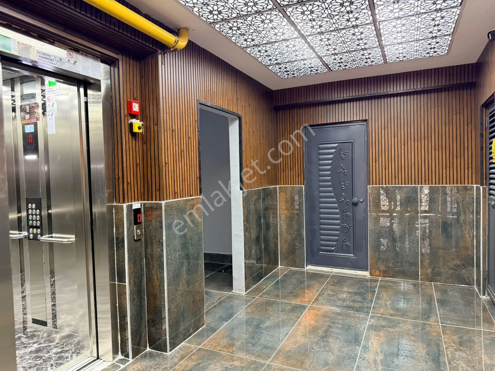 Akev Gayrimenkul'den Mehmetçik 3 Bloklu Sitede Sıfır 1+1 Daire — fotoğraf 9