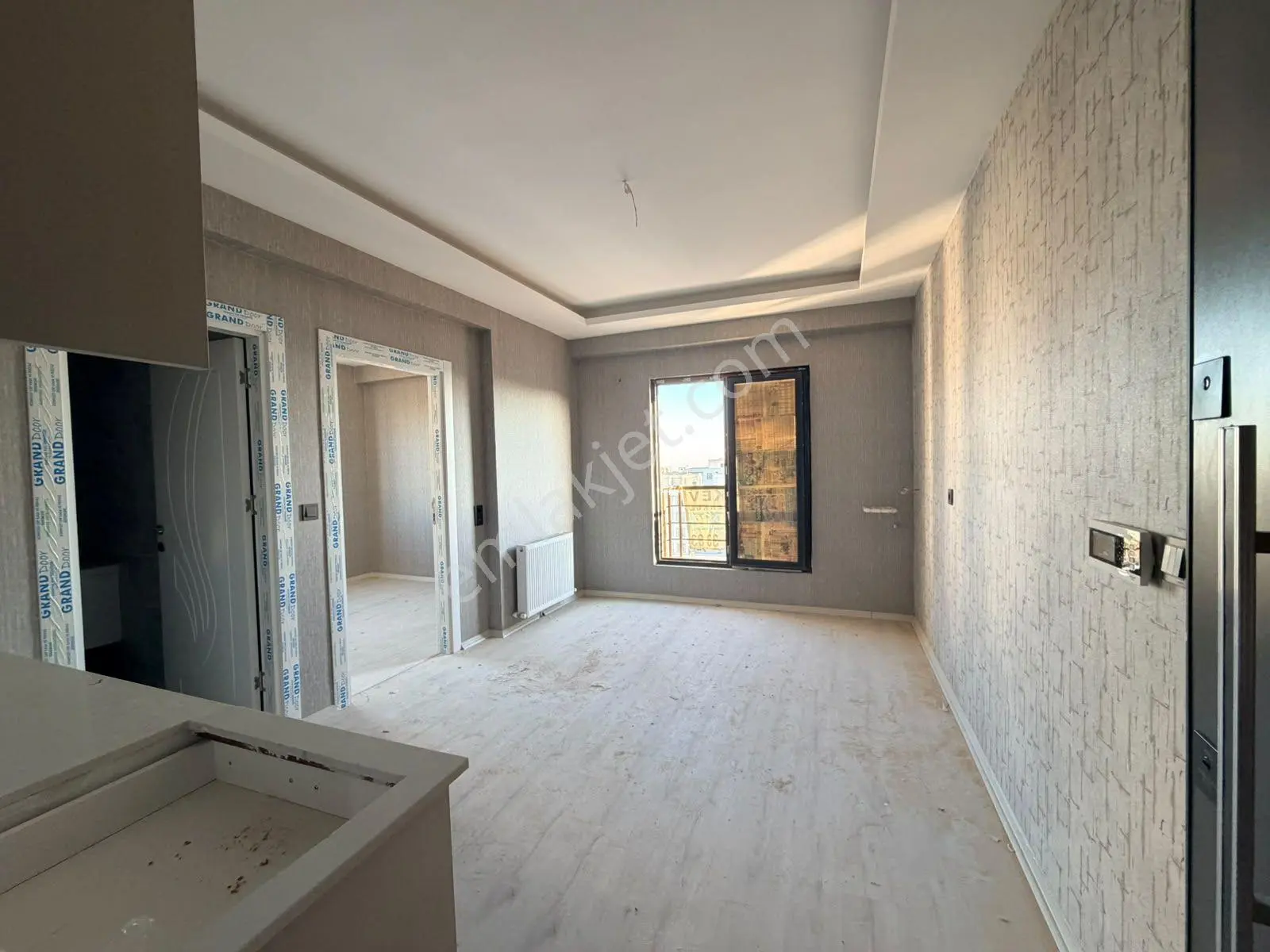 Akev Gayrimenkul'den Mehmetçik 3 Bloklu Sitede Sıfır 1+1 Daire — fotoğraf 21