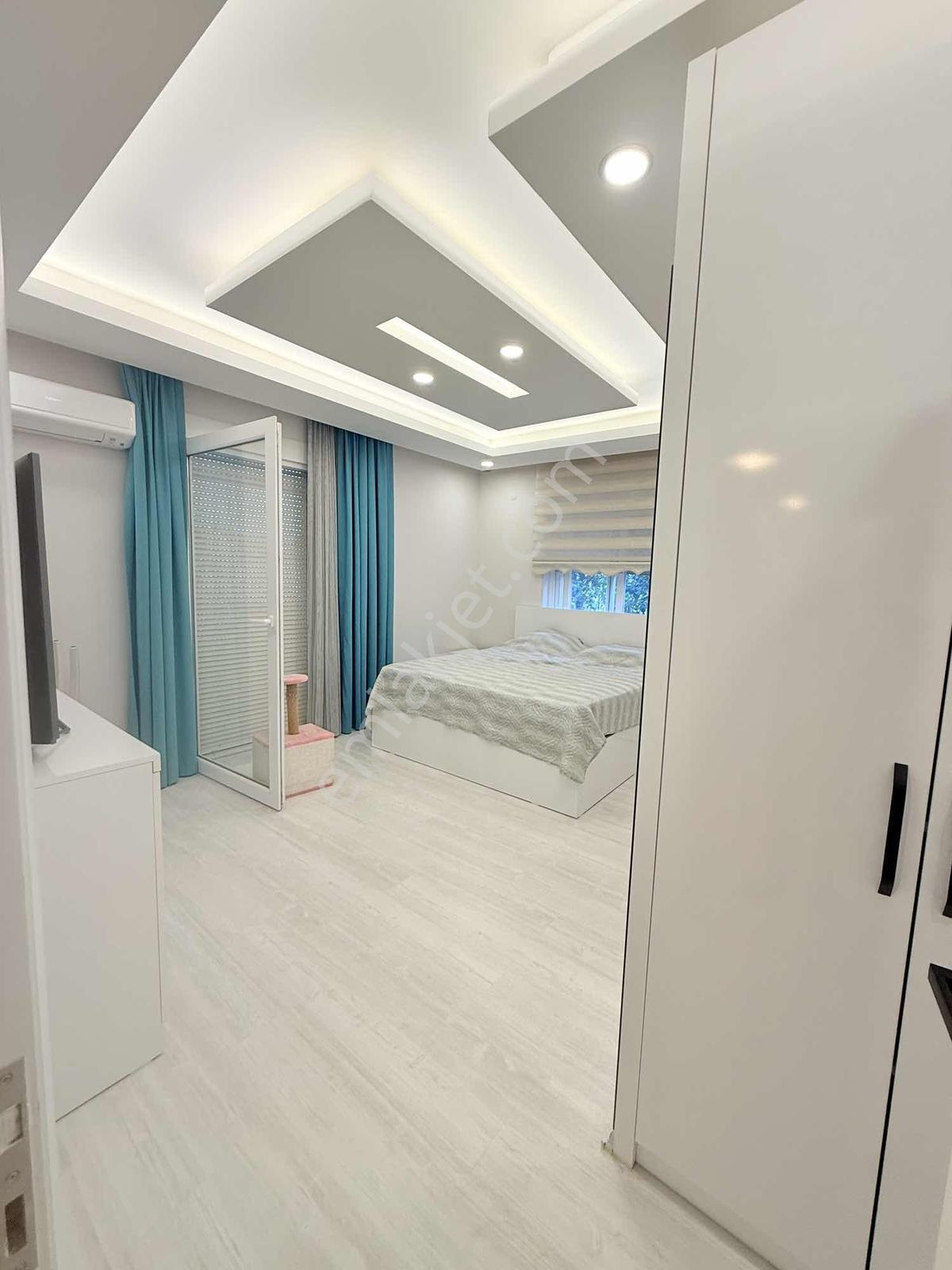 Alanya Konaklı'da Lüks Eşyalı Satılık Havuzlu Villa — fotoğraf 16