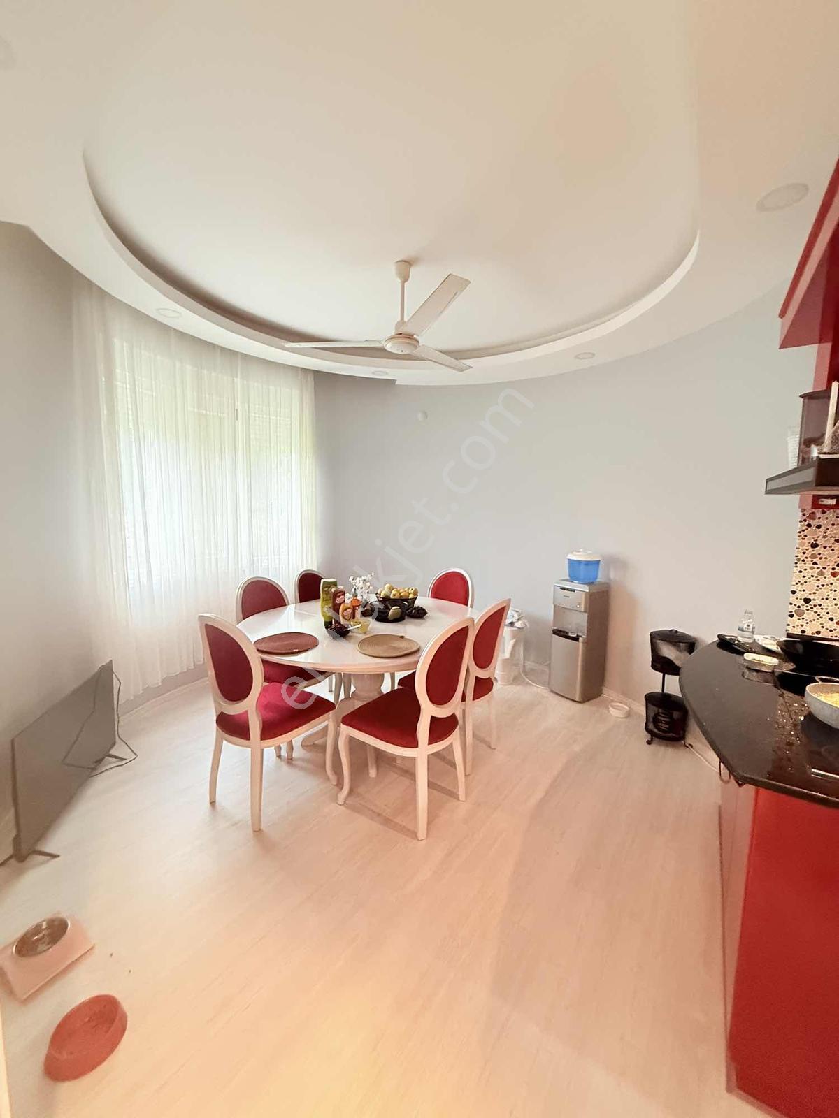 Alanya Konaklı'da Lüks Eşyalı Satılık Havuzlu Villa — fotoğraf 20