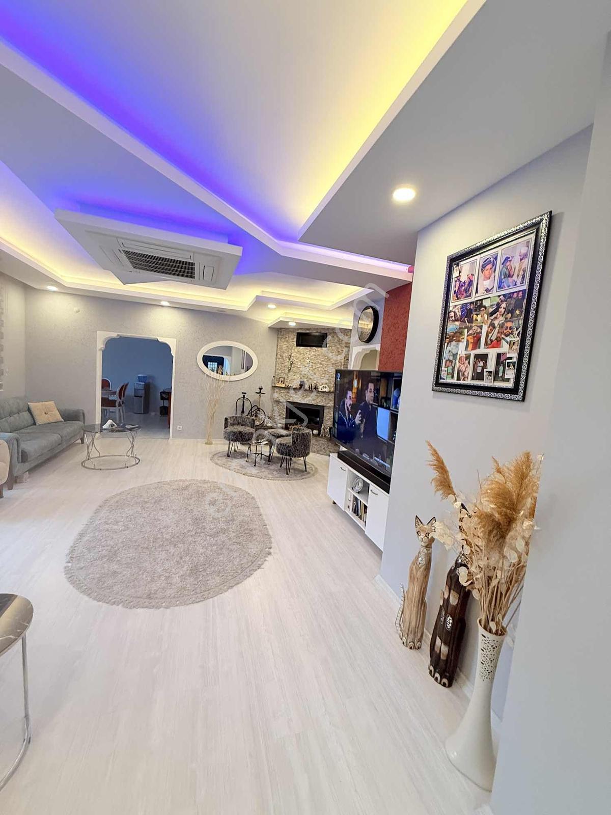 Alanya Konaklı'da Lüks Eşyalı Satılık Havuzlu Villa — fotoğraf 21