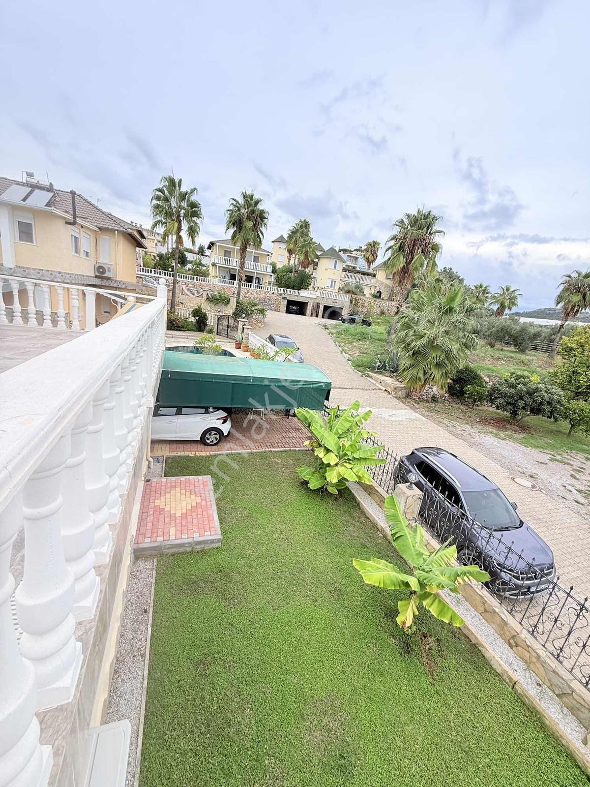 Alanya Konaklı'da Lüks Eşyalı Satılık Havuzlu Villa — fotoğraf 28