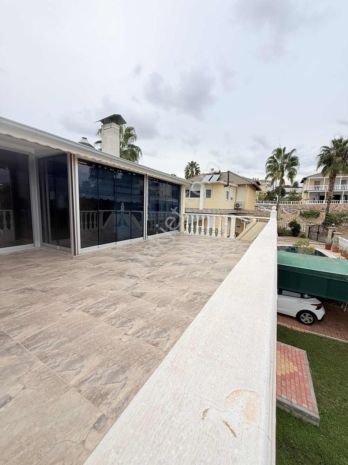 Alanya Konaklı'da Lüks Eşyalı Satılık Havuzlu Villa — fotoğraf 30