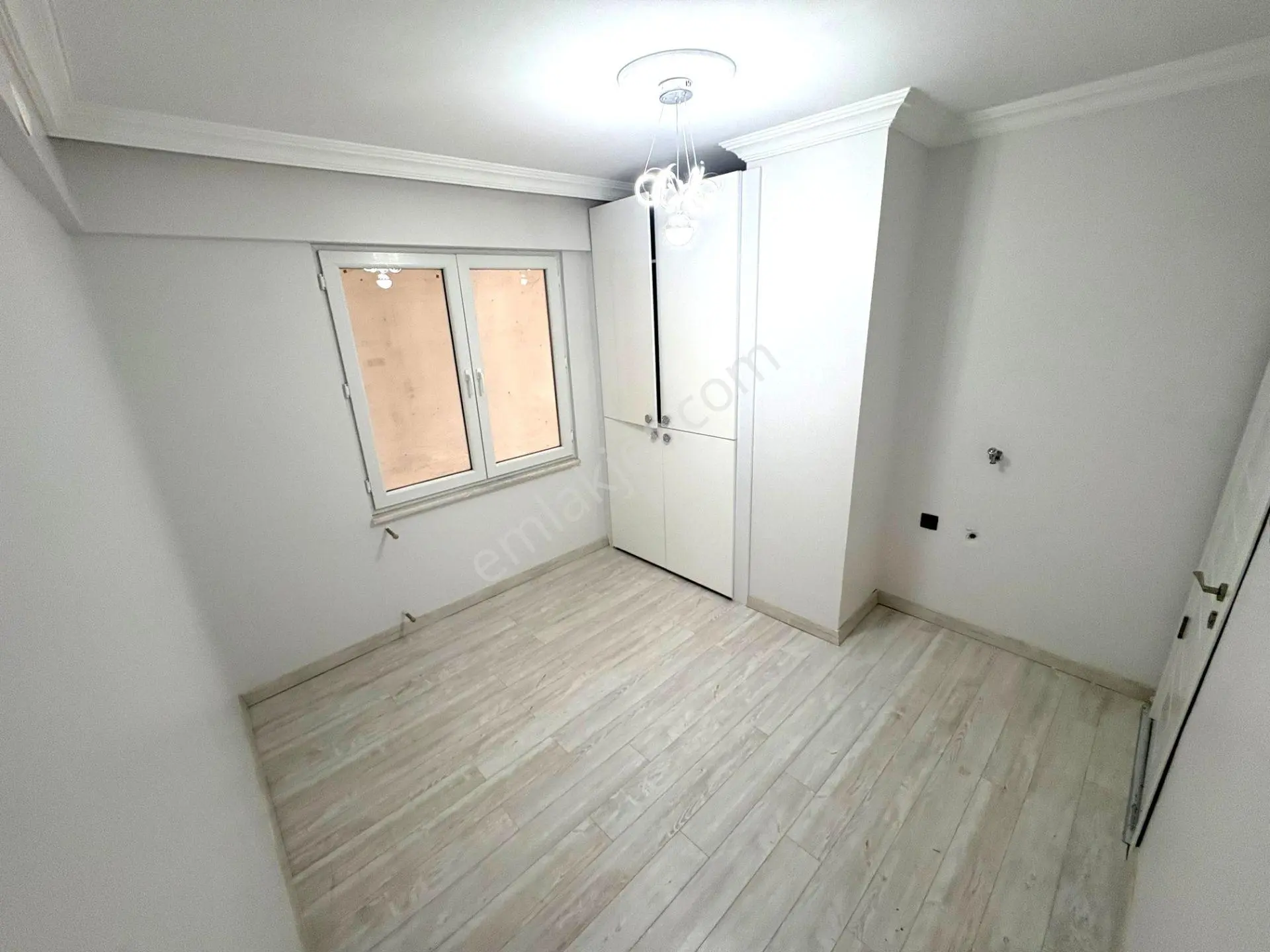 𝄞melodi'den Akçay'da Vitrinlik Ön Cephe Arakat Denize 300mt 2+1 Satılık Daire — fotoğraf 11