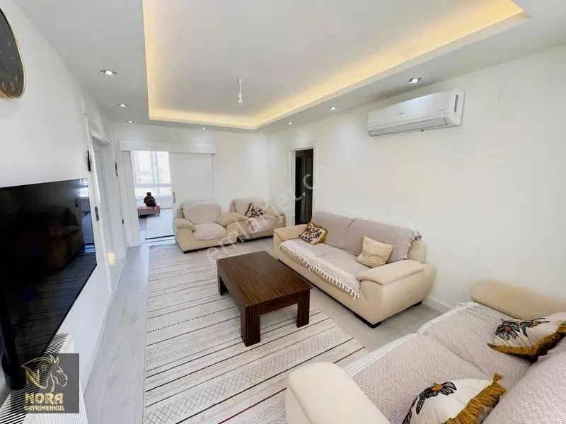 Viranşehir'de 3.5+1 İçi Yeni Tadilatlı Site İçi Havuzlu Daire — fotoğraf 9