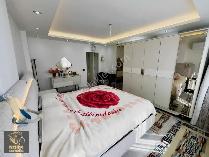 Viranşehir'de 3.5+1 İçi Yeni Tadilatlı Site İçi Havuzlu Daire — fotoğraf 10