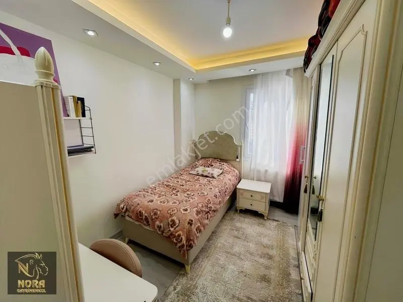 Viranşehir'de 3.5+1 İçi Yeni Tadilatlı Site İçi Havuzlu Daire — fotoğraf 15