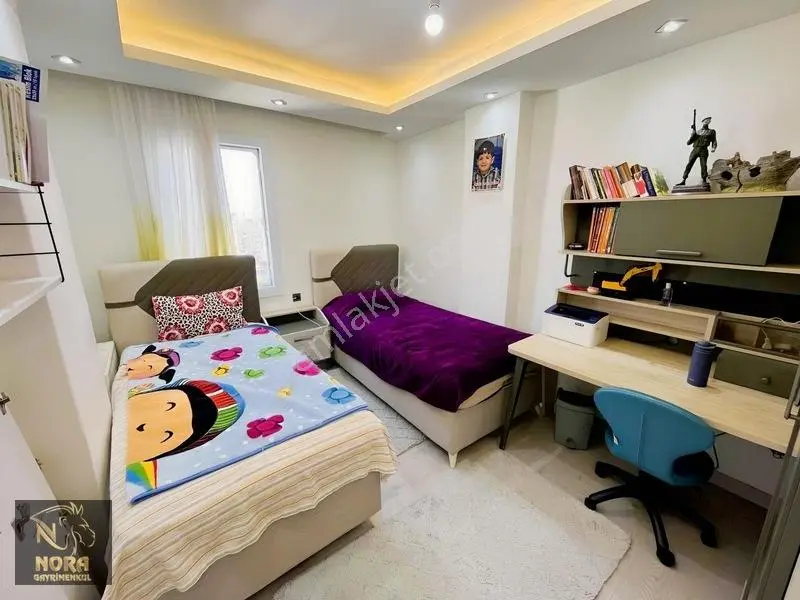Viranşehir'de 3.5+1 İçi Yeni Tadilatlı Site İçi Havuzlu Daire — fotoğraf 16