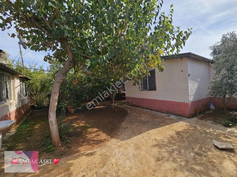Emlak Aşkı Güvencesiyle Aksu Çamköyde 396 M2 Arsa İçinde 2 Ev