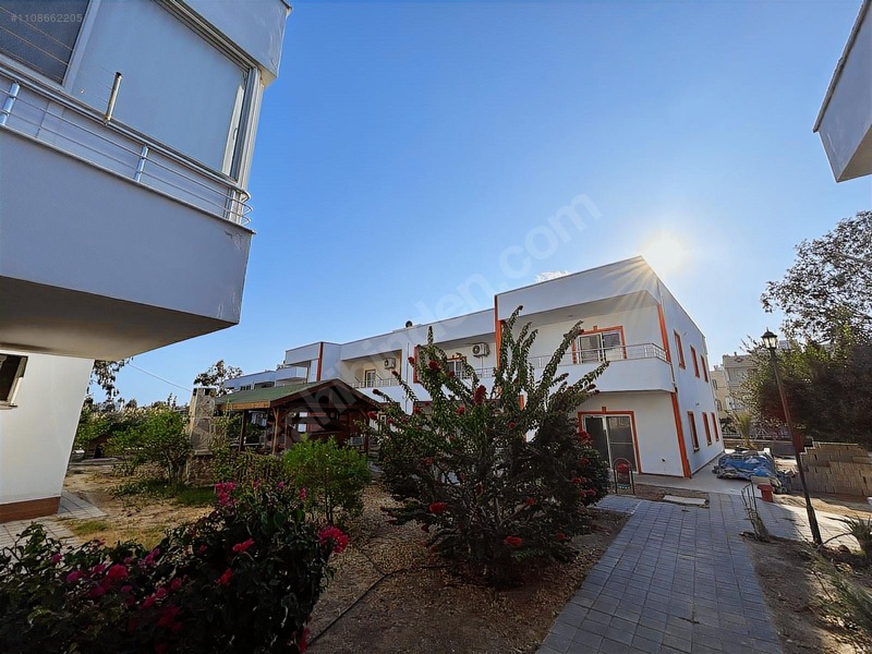 Er-ka Emlak'tan Altınkumda Havuzlu Sitede Satılık 1+1 Daireler — fotoğraf 3