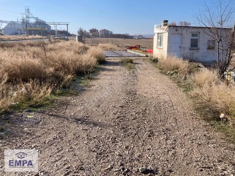 Empa'dan Seyitgazi /afyon Yolu Üzerinde 60 Ton Kantar Ve Depolar — fotoğraf 7