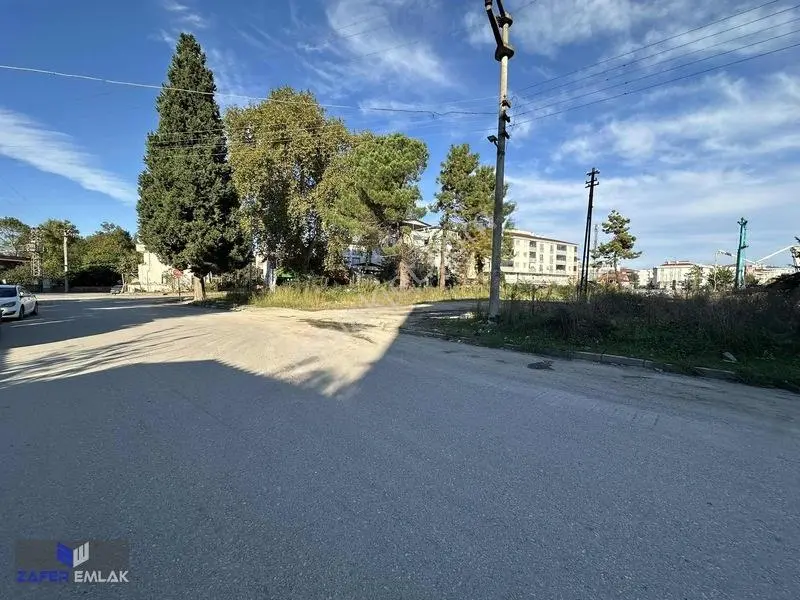 Zafer Emlak'tan Satılık 183 M2 Hisse Arsa — fotoğraf 3