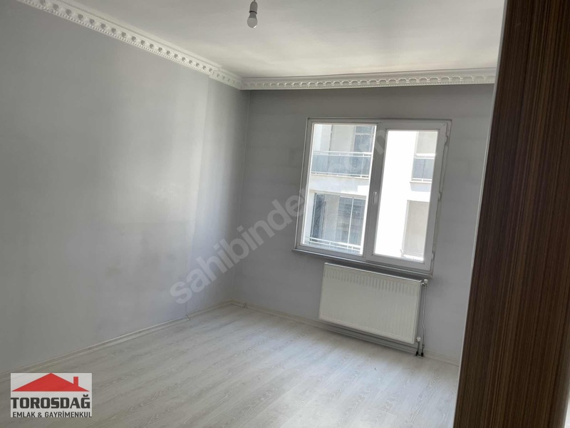 Van Beşyol Ptt Karşısı Kiralık 1+1 Daire Eşyalı Veya Eşyasız