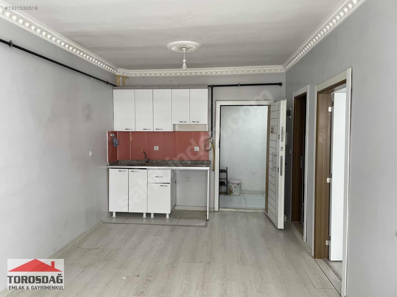 Van Beşyol Ptt Karşısı Kiralık 1+1 Daire Eşyalı Veya Eşyasız — fotoğraf 3