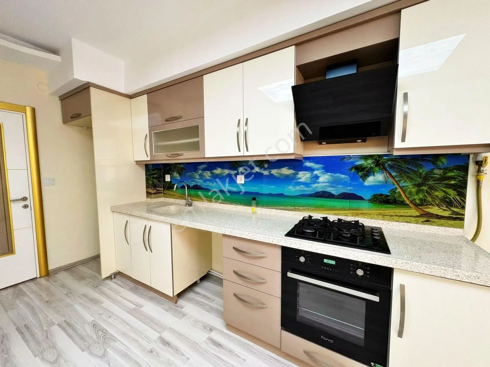 Aktif'ten Akçay'da Satılık Harika Konumlu Doğalgazlı Lüx 1+1 Geniş Daire — fotoğraf 2