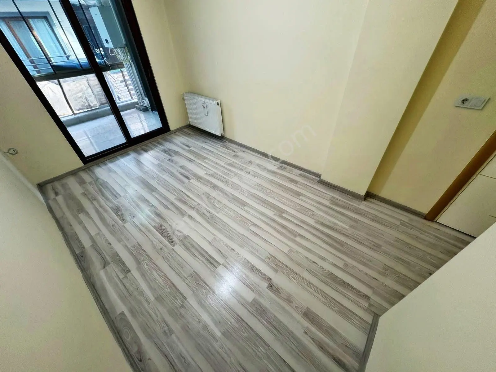 Aktif'ten Akçay'da Satılık Harika Konumlu Doğalgazlı Lüx 1+1 Geniş Daire — fotoğraf 20