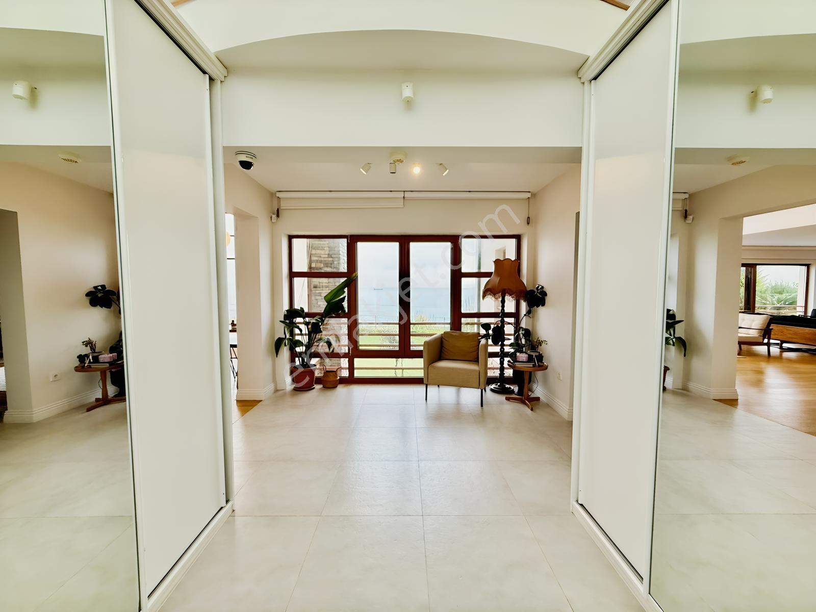 Sarıyer Satılık Villa Marenegro Denize Sıfır 8+2 Havuzlu Villa — fotoğraf 7