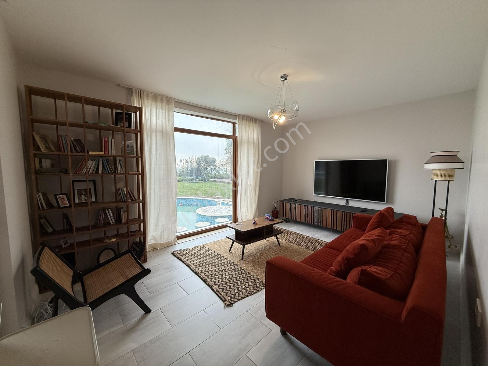 Sarıyer Satılık Villa Marenegro Denize Sıfır 8+2 Havuzlu Villa — fotoğraf 13