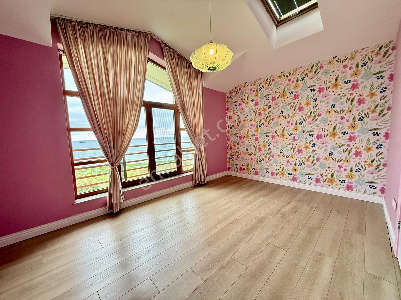Sarıyer Satılık Villa Marenegro Denize Sıfır 8+2 Havuzlu Villa — fotoğraf 21