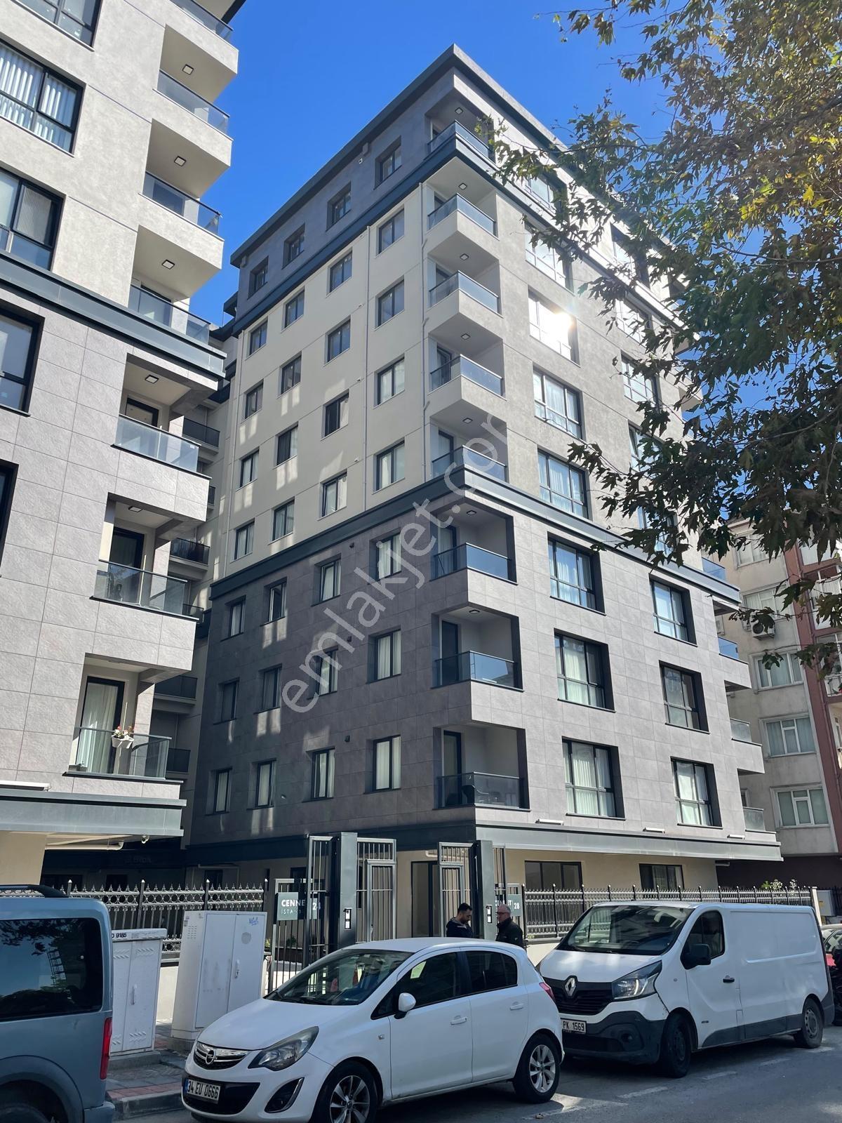 Site İçinde Kapalı Otoparklı 7/24 Güvenlikli Sıfır 3+1 Daire