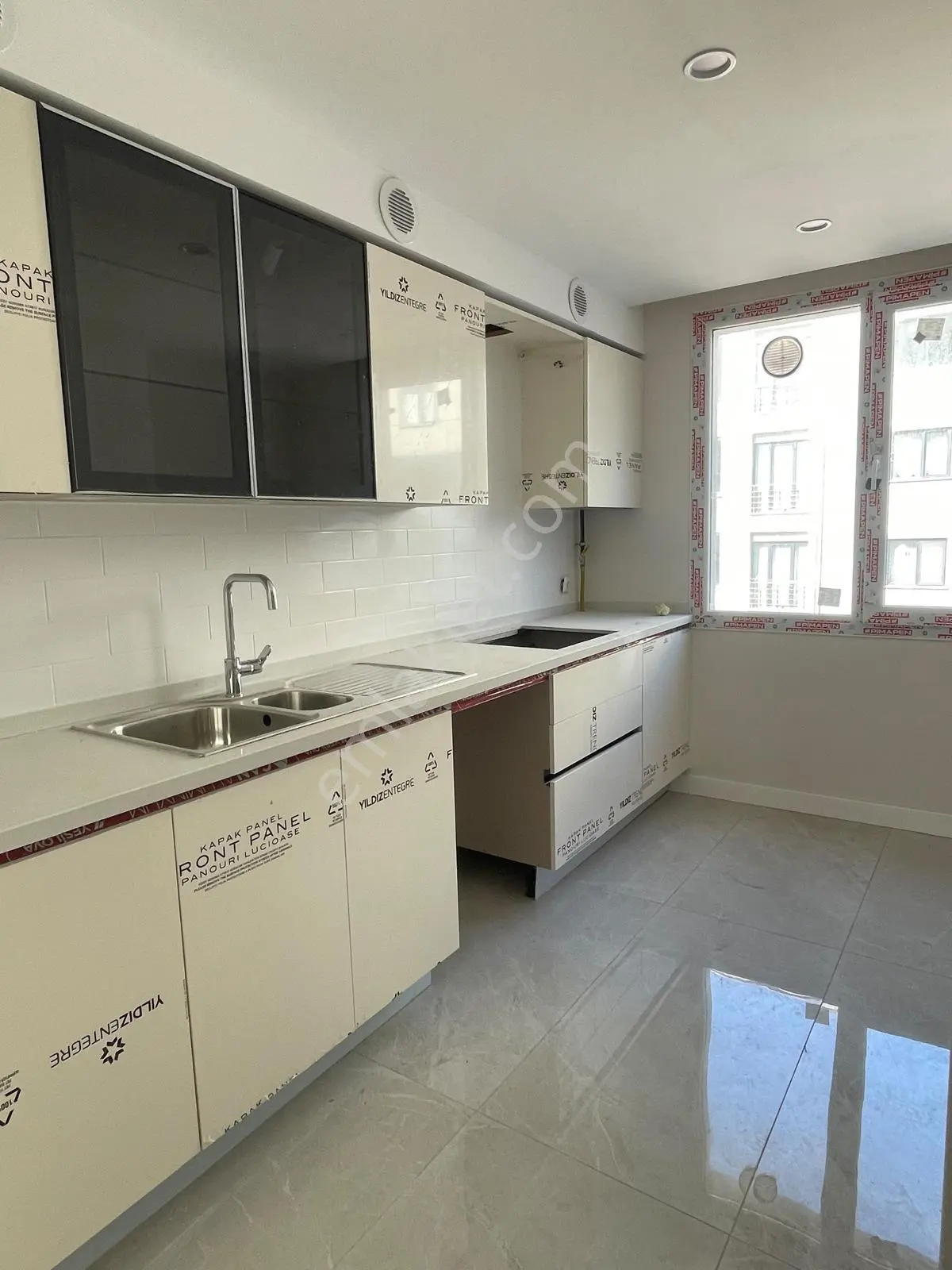 Site İçinde Kapalı Otoparklı 7/24 Güvenlikli Sıfır 3+1 Daire — fotoğraf 8