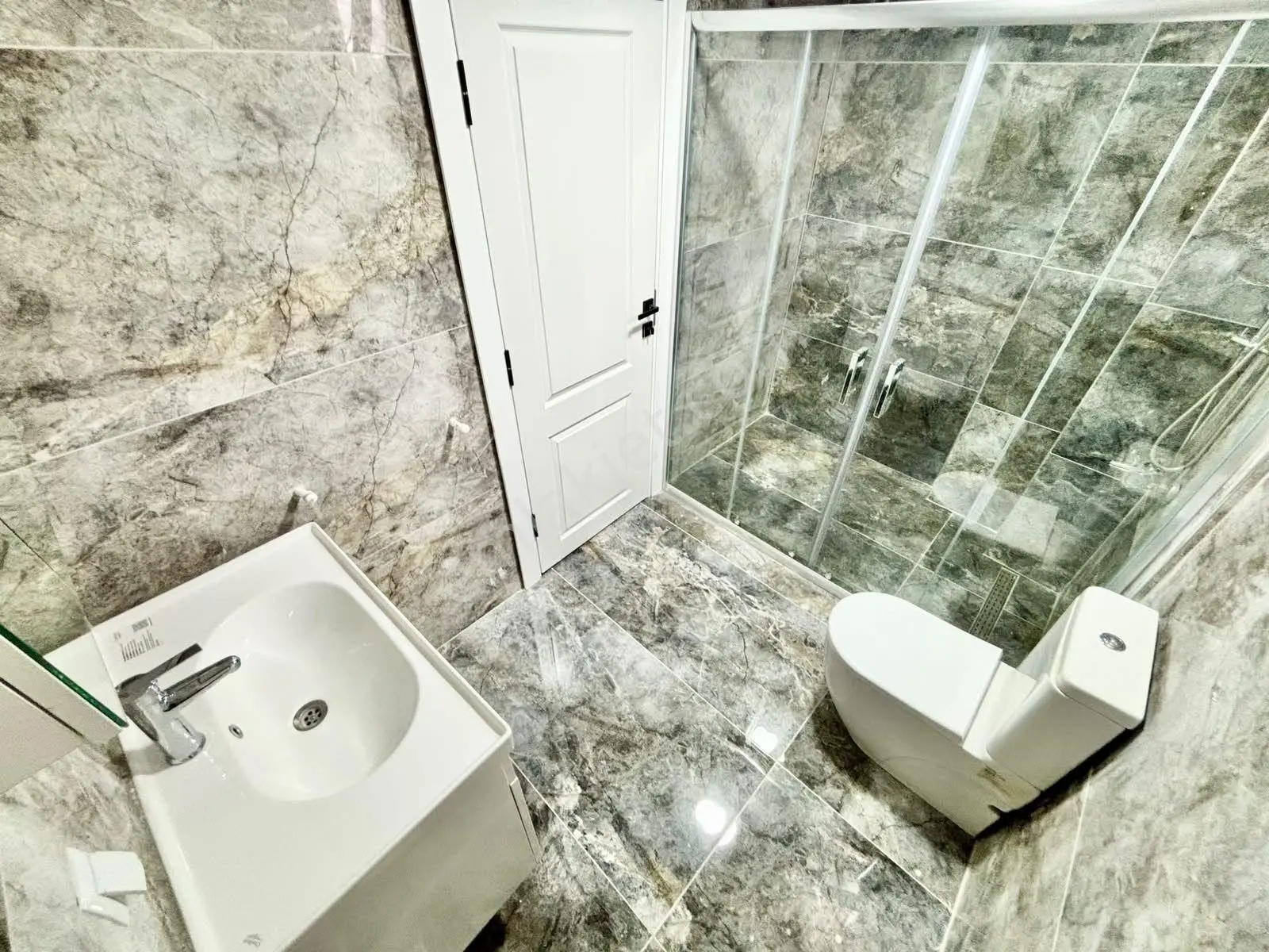 ꧁ay Emlaktan꧂altınkum Doktorlar Sitesi Bölgesinde Denize 500 Mt Arakat Satılık 3+1 Geniş Daire — fotoğraf 18