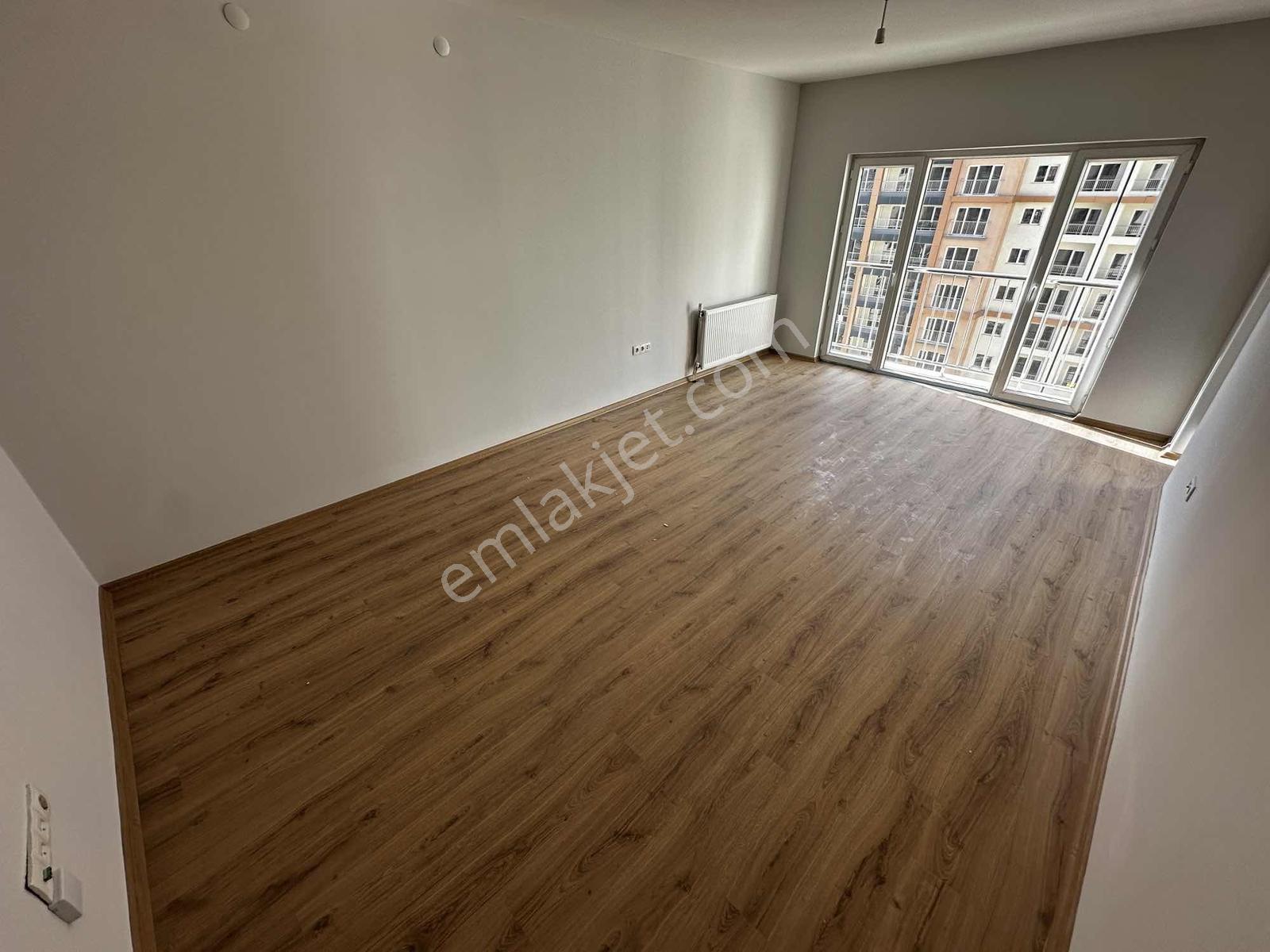 Zafer Sitesi'nde | Eminevim Ve Fuzulevim'e Uygun! 9. Katta Sıfır — fotoğraf 2