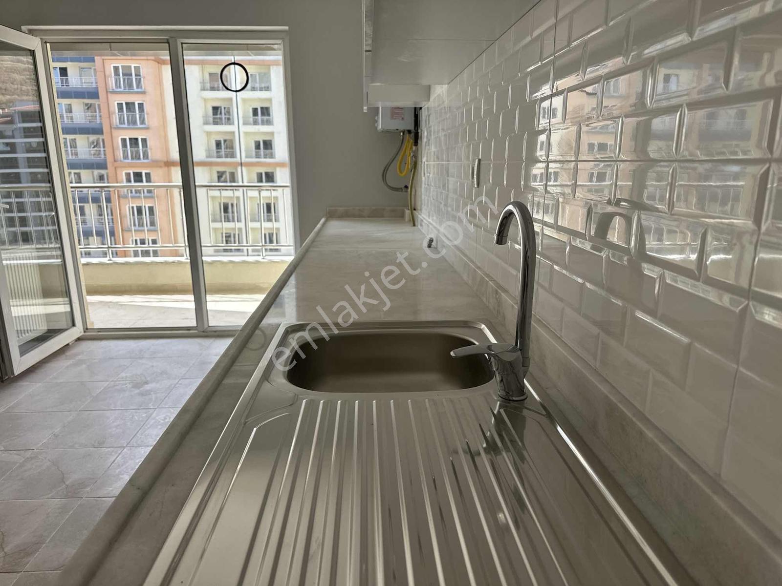 Zafer Sitesi'nde | Eminevim Ve Fuzulevim'e Uygun! 9. Katta Sıfır — fotoğraf 13