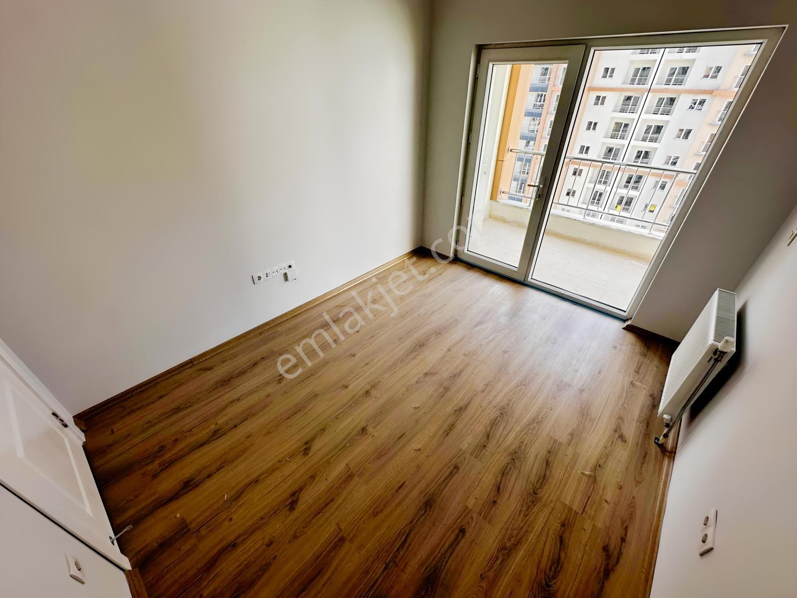 Zafer Sitesi'nde | Eminevim Ve Fuzulevim'e Uygun! 9. Katta Sıfır — fotoğraf 17