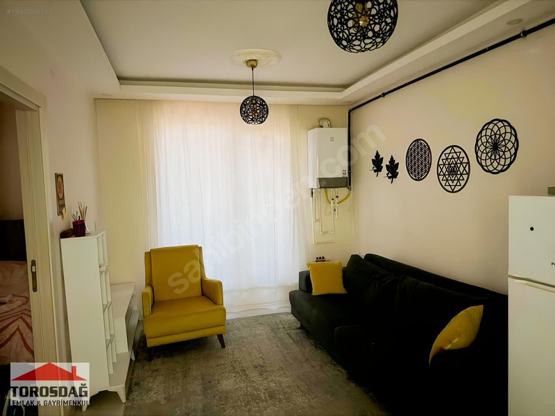 Van Maraş Elit Otel Karşısı 1+1 Eşyalı Kiralık Daire