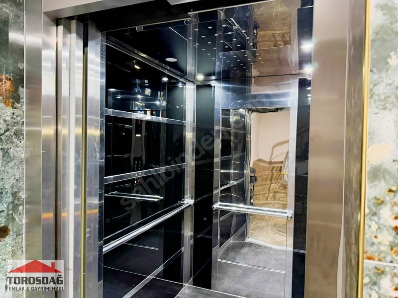 Van Maraş Elit Otel Karşısı 1+1 Eşyalı Kiralık Daire — fotoğraf 2