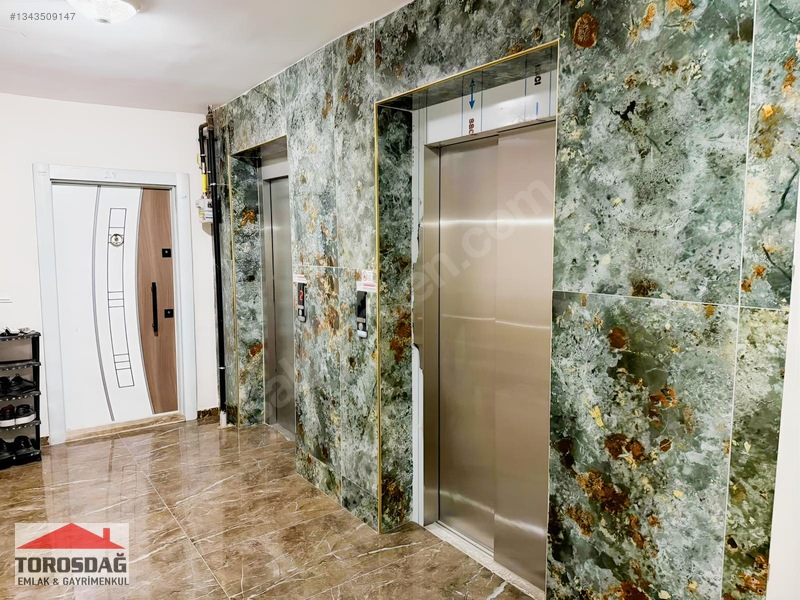 Van Maraş Elit Otel Karşısı 1+1 Eşyalı Kiralık Daire — fotoğraf 3