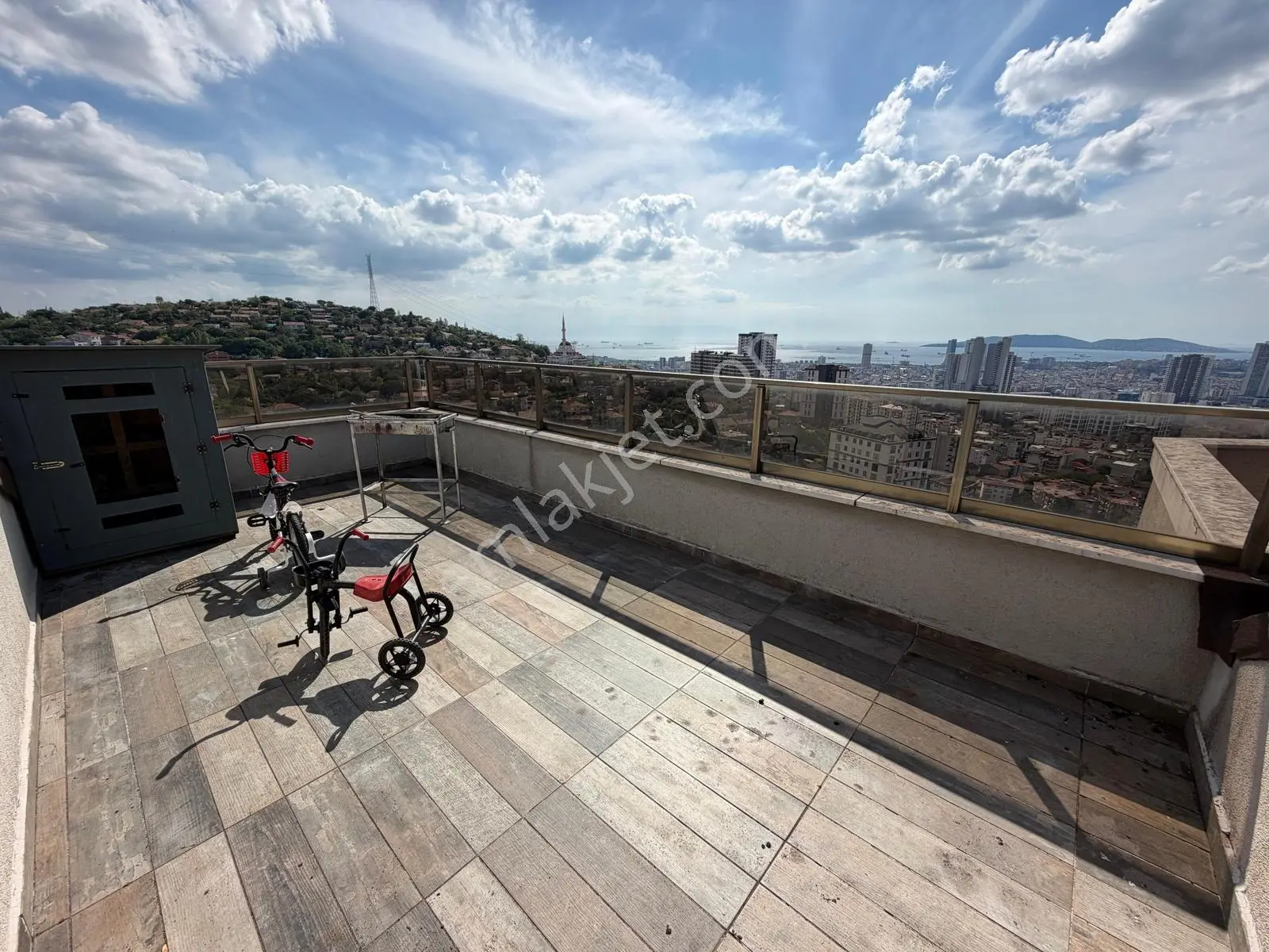Kartal 'da Lebi Deniz Manzaralı Teraslı 3+1 115 M² Net Site İçi — fotoğraf 25