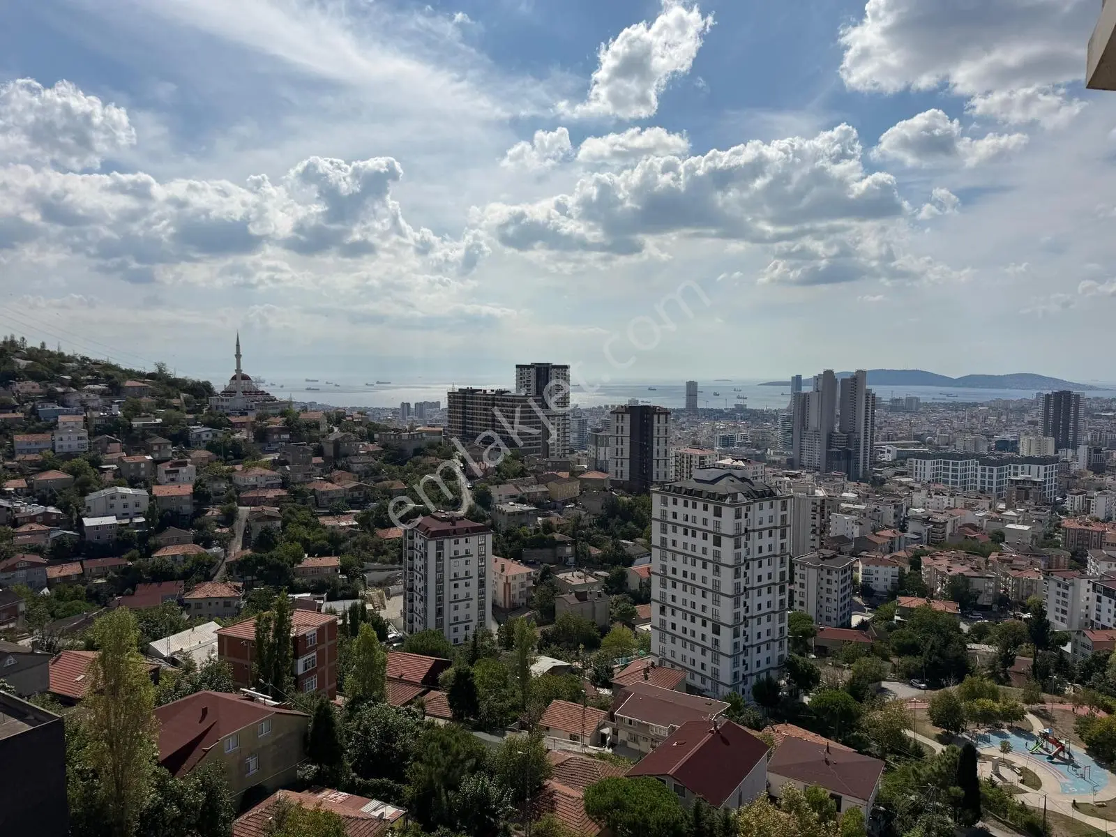 Kartal 'da Lebi Deniz Manzaralı Teraslı 3+1 115 M² Net Site İçi — fotoğraf 27