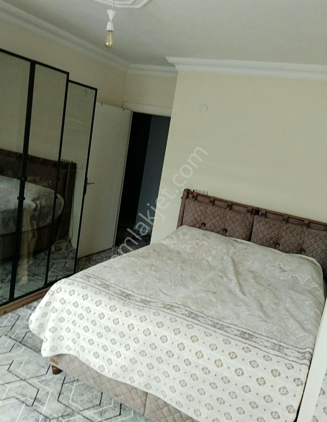 Altınova Orta Mahalle'de Satılık 2+1 Fırsat Daire - Brüt 120 M² — fotoğraf 4