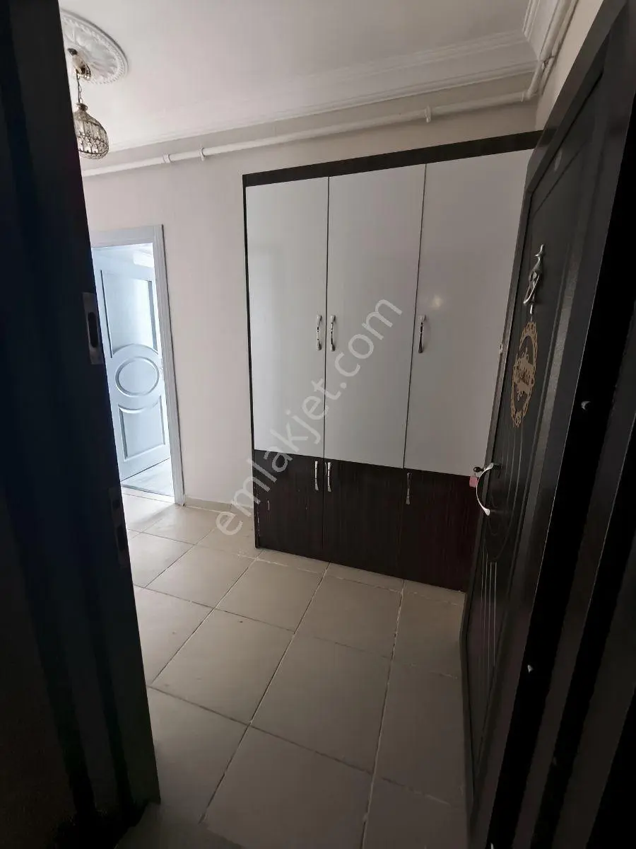 Seyran Emlak'tan Satılık 2+1 Fırsat Daire — fotoğraf 2