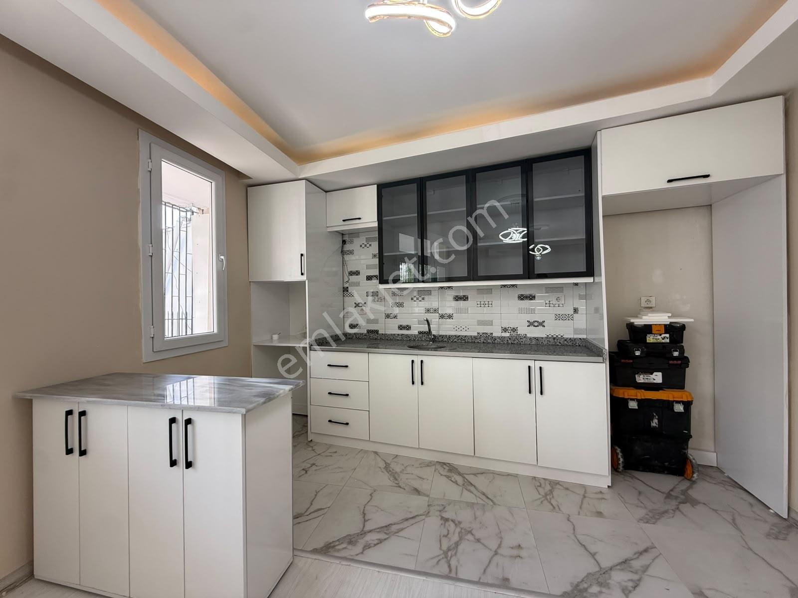 Yeşilyurt Mah./Barajyolu Gökkuşağı Cvr/3+1/İçi Yapılı/İskanlı !!