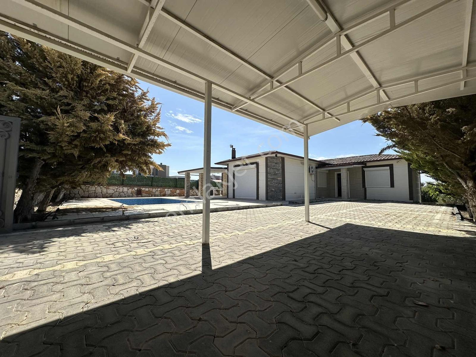 Didimde 700m2 Arsa İçinde 3+1 Ayrı Mutfak Havuzlu Villa — fotoğraf 3