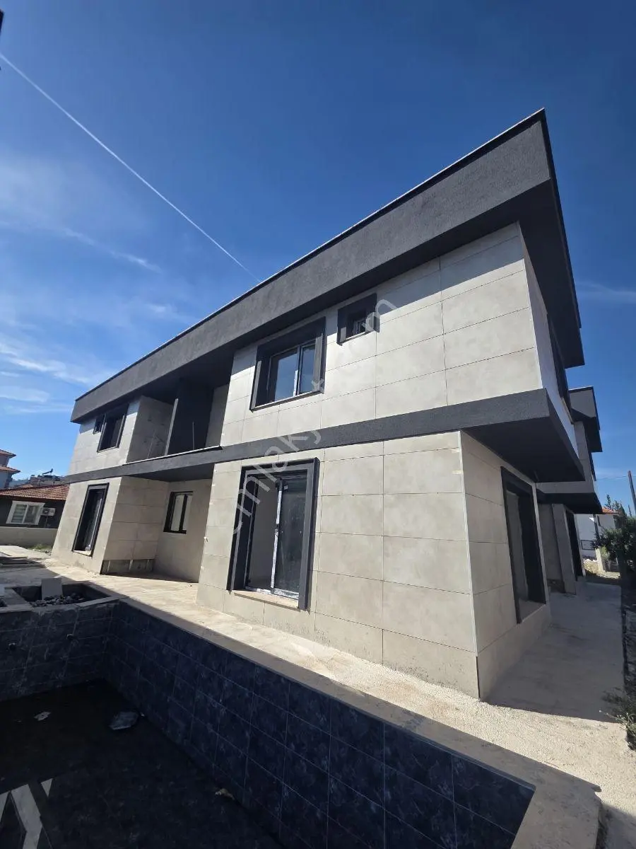 Son Fiyat- Müteahhitten 1 Aya Teslim 200 M2 Havuzlu Sitede 4+1