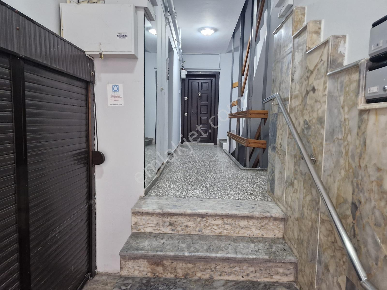 Bostanlı Bağcı Parkı Yakını Asansörlü Otoparklı Zemin Mkd Emlak — fotoğraf 4