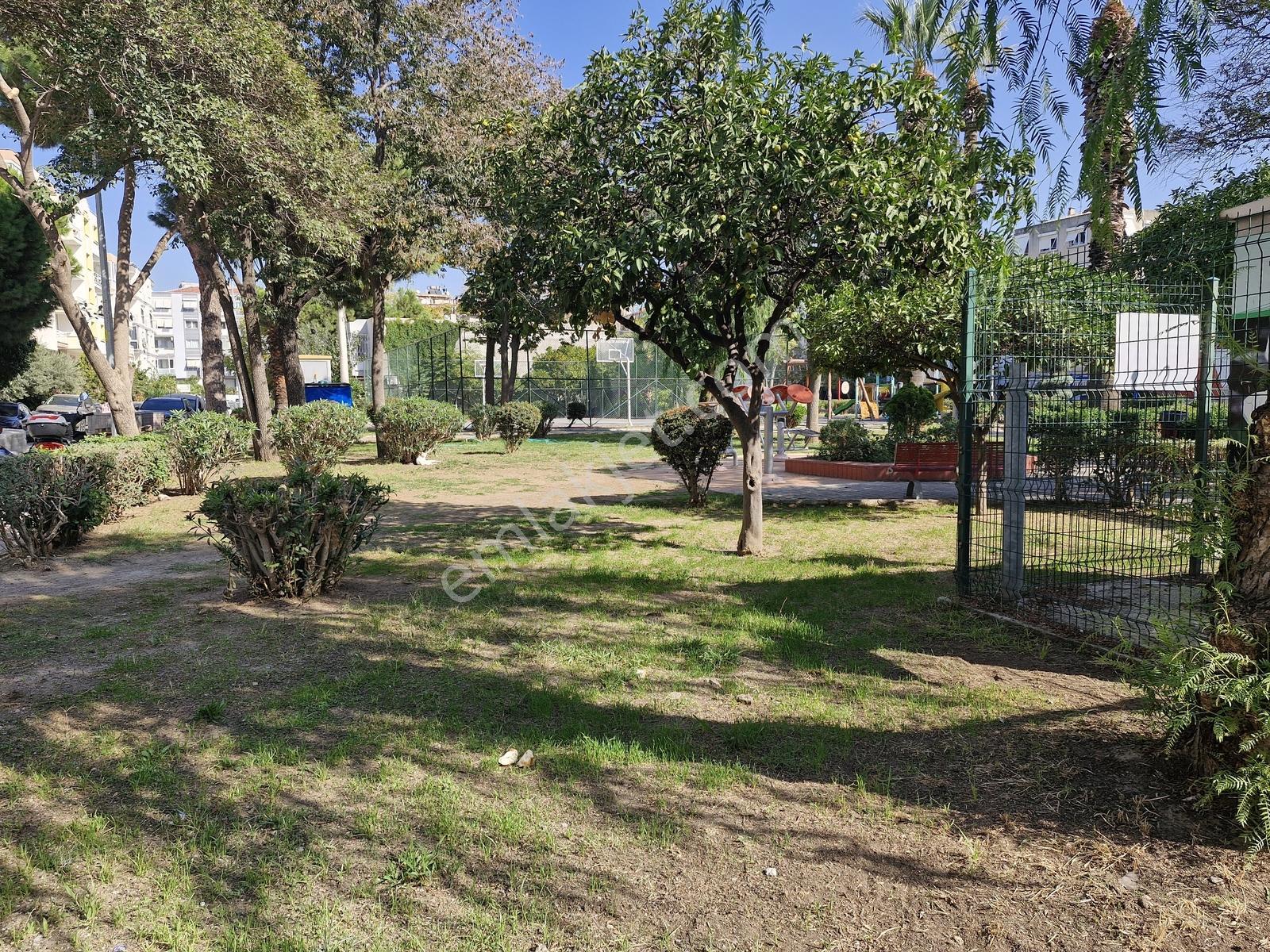 Bostanlı Bağcı Parkı Yakını Asansörlü Otoparklı Zemin Mkd Emlak — fotoğraf 5