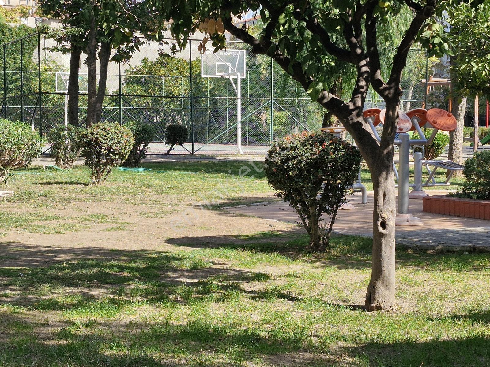 Bostanlı Bağcı Parkı Yakını Asansörlü Otoparklı Zemin Mkd Emlak — fotoğraf 6
