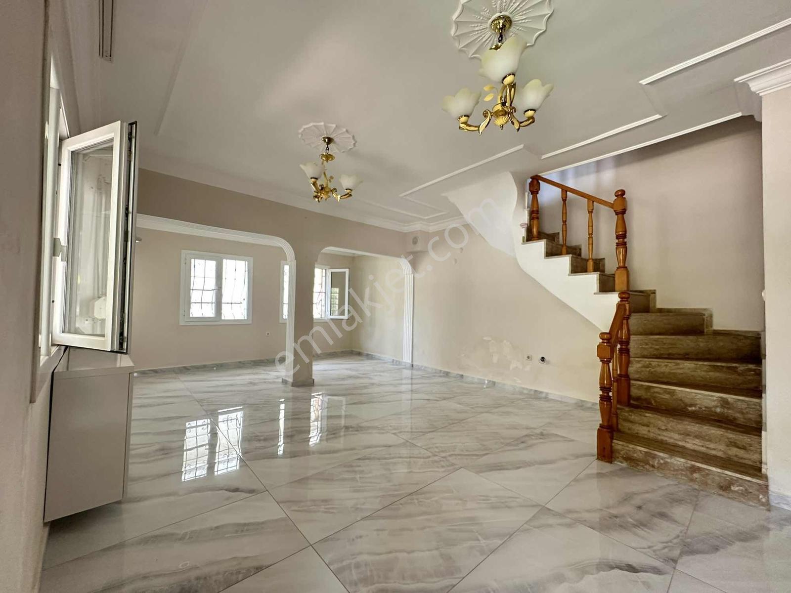 Didim Altınkumda 3+1 Bahçeli Denıze Yakın Köşe Villa — fotoğraf 9