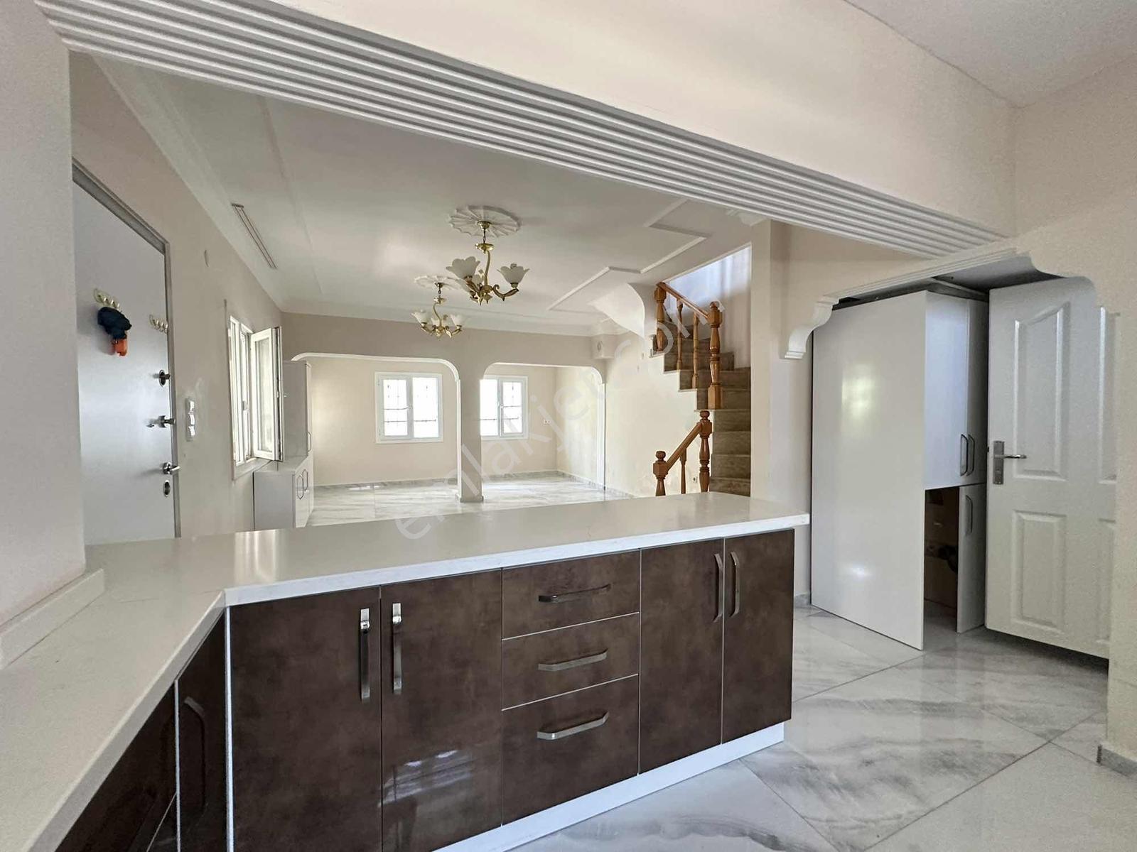 Didim Altınkumda 3+1 Bahçeli Denıze Yakın Köşe Villa — fotoğraf 16