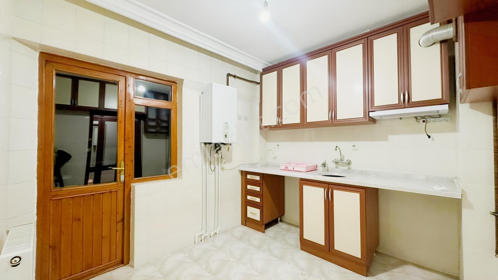 Gzd.Mh. Natayolu Cd.Dibi İskanlı %80 Kredi Satılık 3+1 Daire!!!
