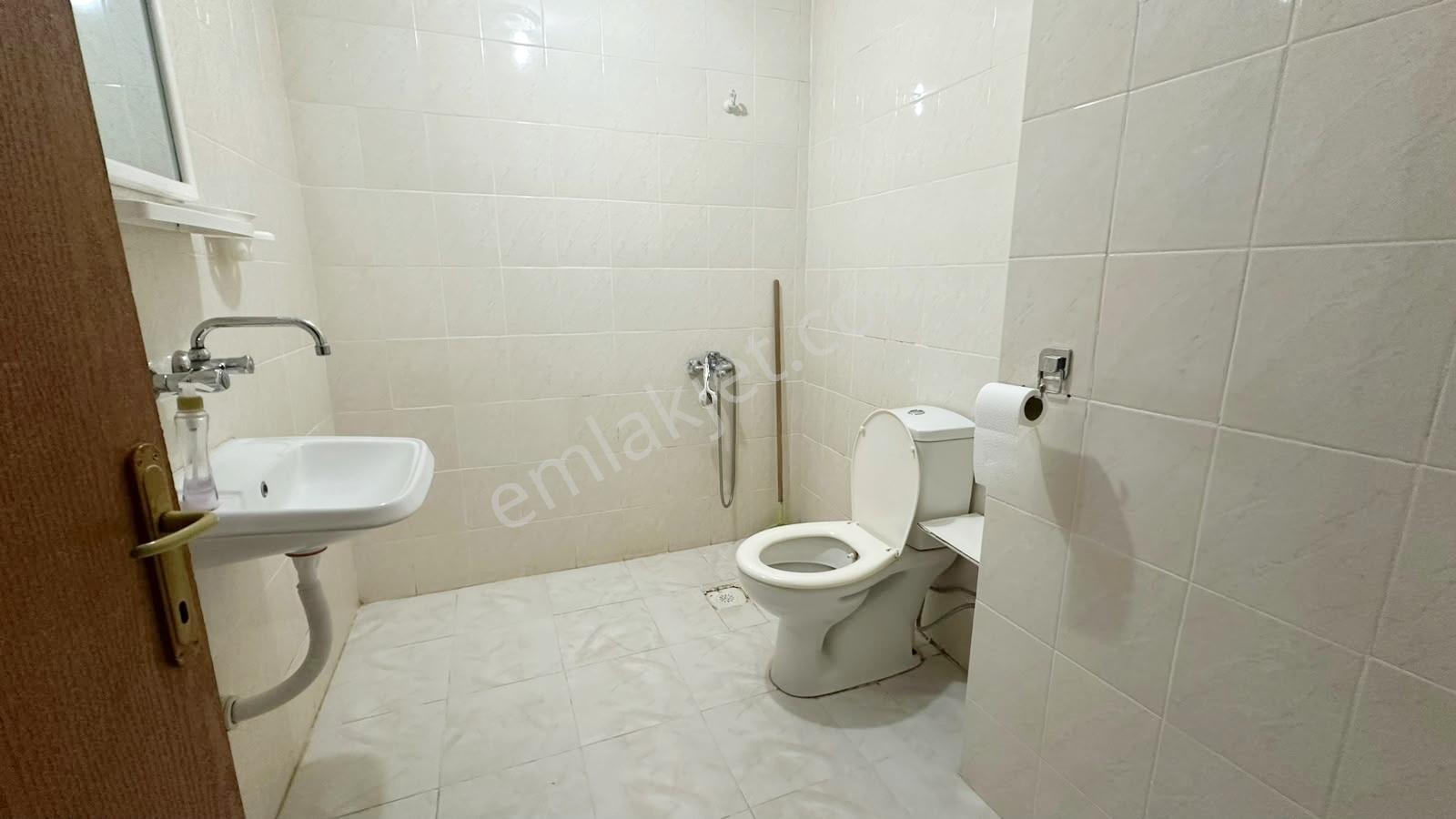 Gzd.mh. Natayolu Cd.dibi İskanlı %80 Kredi Satılık 3+1 Daire!!! — fotoğraf 9