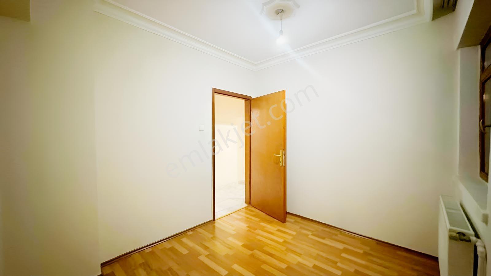 Gzd.mh. Natayolu Cd.dibi İskanlı %80 Kredi Satılık 3+1 Daire!!! — fotoğraf 12
